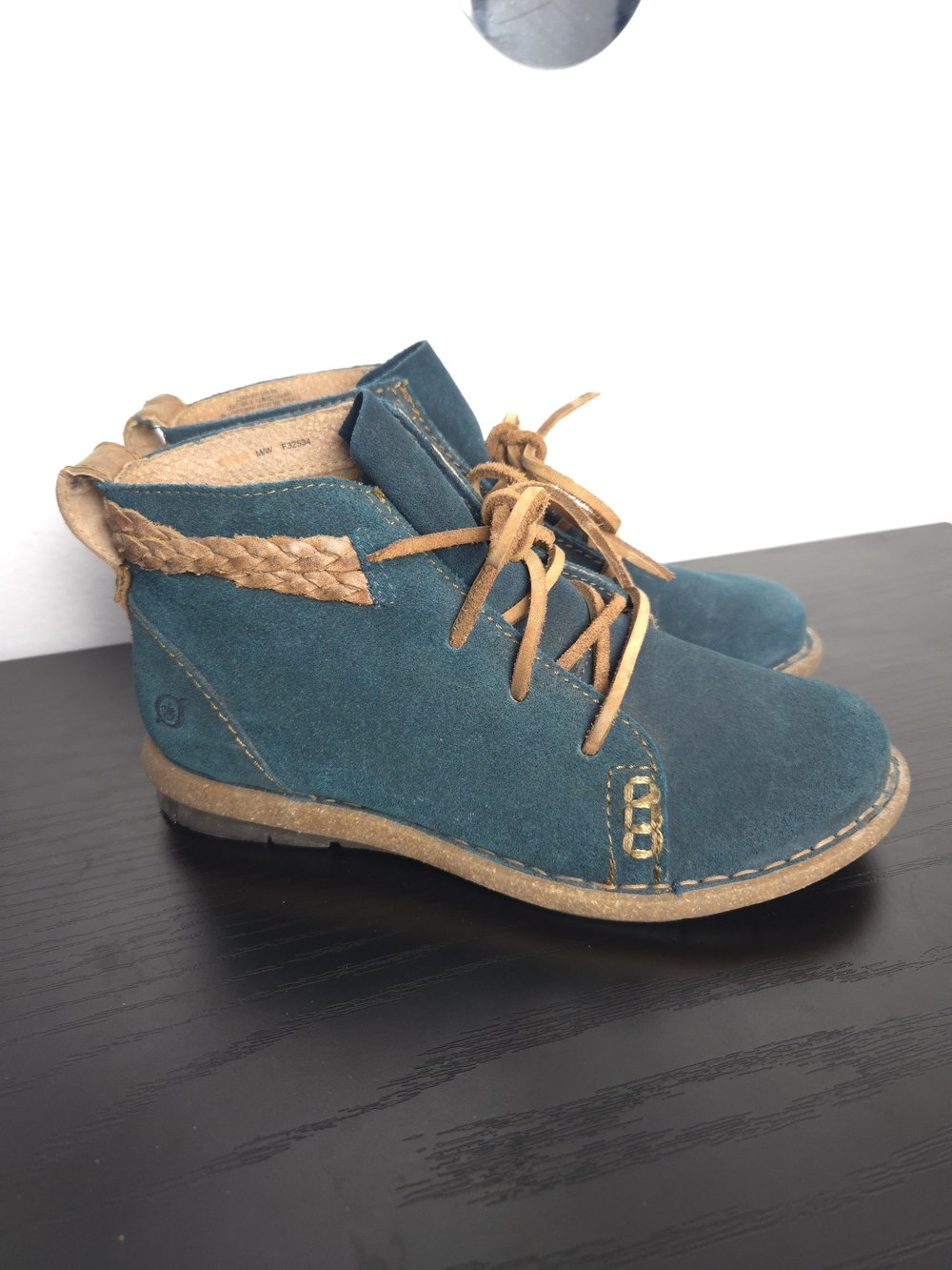 Born Temple II Teal Green Suede Boho Ankle Boots Chukka Lace Up Womens 9
